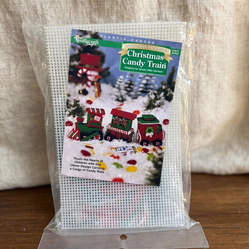 The Needlecraft Shop Christmas Candy Train Plastic Canvas Kit 410014 New